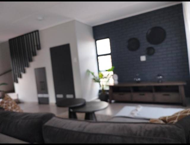 4 BEDROOM DUPLEX FOR SALE IN ALBERTSDAL